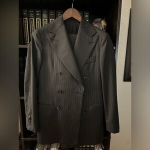 Suitreview Grey Pinstripe Suit Size 34R